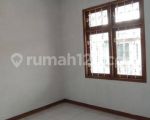 thumbnail-rumah-tebet-tingkat-nyaman-dan-aman-13