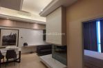 thumbnail-apartemen-the-peak-tunjungan-plaza-5-2-kamar-tidur-furnished-2