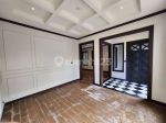 thumbnail-rumah-mewah-dijual-pondok-bambu-jakarta-design-american-colonial-5