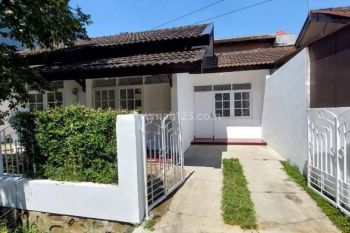 Rumah siap huni daerah Arcamanik
