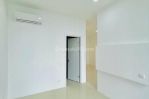 thumbnail-sewa-apartemen-sky-residence-4-unit-jadi-1-lt-37-fully-furnished-11