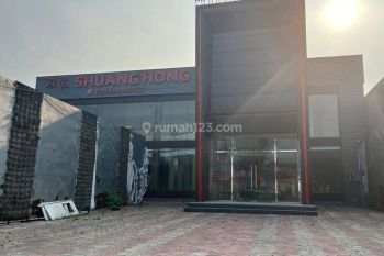 Disewakan Bangunan Komersial di Jalan Raya Kelapa Dua Tangerang