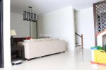 thumbnail-rumah-semi-furnish-2-lantai-di-villa-westwood-pakuwon-city-1