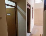 thumbnail-disewakan-rumah-luas-cocok-untuk-kantor-murah-4