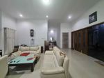 thumbnail-rumah-mewah-minimalis-15-lantai-di-perumahan-puri-gading-solo-baru-11