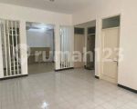 thumbnail-rumah-murah-15-lantai-minimalis-semi-furnished-siap-huni-dekat-pasar-modern-di-1