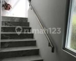 thumbnail-rumah-minimalis-modern-strategis-di-istana-regensi-bandung-4