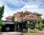 thumbnail-rumah-mewah-dengan-furniture-di-perumahan-merapi-view-12