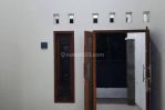 thumbnail-dikontrakkan-rumah-dekat-bandara-adisucipto-3-kamar-tidur-1