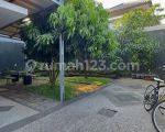 thumbnail-rumah-disewa-modern-2-lantai-di-kota-baru-parahyangan-2