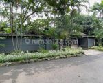 thumbnail-properti-mewah-dijual-rumah-megah-jl-kemang-dalam-halaman-luas-2