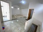 thumbnail-sewa-mantab-rumah-keren-semi-furnished-kota-baru-parahyangan-kbp-6