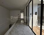 thumbnail-townhouse-baru-3-lantai-taman-cilandak-jaksel-non-pool-dan-private-pool-11