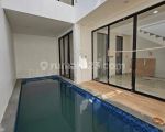 thumbnail-townhouse-baru-3-lantai-taman-cilandak-jaksel-non-pool-dan-private-pool-8