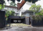 thumbnail-rumah-lux-3-lantai-dlm-komplek-setra-duta-bandung-utara-0