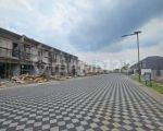 thumbnail-tinggal-1-unit-saja-ruko-central-park-juanda-1