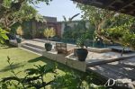 thumbnail-freehold-six-bedroom-villa-in-the-heart-of-canggu-8