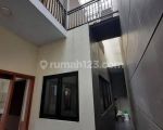 thumbnail-rumah-2-lantai-terawat-siap-huni-lembang-jayagiri-harga-terbaik-4