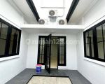 thumbnail-rumah-bagus-elegan-siap-huni-lingkungan-bersih-di-menteng-residence-bintaro-9