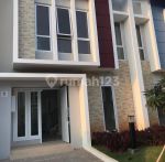 thumbnail-disewakan-rumah-di-symphonia-cluster-verdi-gading-serpong-0