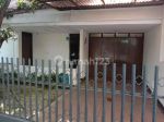 thumbnail-rumah-nyaman-terawat-siap-huni-di-cikutra-bandung-0