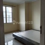 thumbnail-dijual-murah-apartment-moi-3br-semi-furnished-tower-lourdes-kondisi-rapi-terawat-11