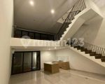 thumbnail-rumah-sutera-gardenia-bangunan-mandiri-dengan-desain-arsitektur-2