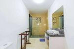 thumbnail-sewa-villa-keluarga-4-kamar-tidur-di-sanur-bali-bvi37777-6