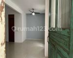 thumbnail-disewakan-rumah-kemang-200-juta-an-3-kamar-dekat-ke-toll-jorr-1