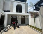 thumbnail-rumah-mewah-tengah-kota-di-zebra-raya-pedurungan-semarang-shm-6