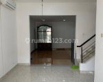 thumbnail-rumah-2-lantai-di-royal-residence-pulogebang-jakarta-timur-5