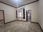 thumbnail-rumah-lt-240-dalam-komplek-elit-pesona-di-jalan-utama-margonda-raya-depok-10