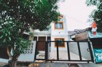 thumbnail-disewakan-rumah-dua-lantai-murah-dan-siap-huni-di-bekasi-timur-0