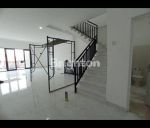 thumbnail-ruko-di-ruko-kembangan-jakarta-barat-sudah-renovasi-shm-80-m2-3