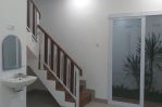 thumbnail-rumah-2-lantai-di-vida-bekasi-bumipala-padurenan-1