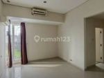 thumbnail-dijual-rumah-tengah-kota-manyar-jaya-row-jalan-lebar-2