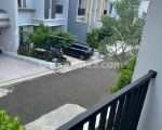 thumbnail-dijual-rumah-full-furnish-cluster-green-botanical-garden-selatan-015-2