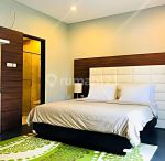 thumbnail-setraduta-residence-bangunan-bagus-hommy-full-furnished-terawat-halaman-siap-0