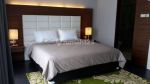 thumbnail-setraduta-residence-bangunan-bagus-hommy-full-furnished-terawat-halaman-siap-1