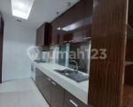 thumbnail-empire-132-m2-3-br-with-balcony-kemang-village-13