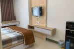 thumbnail-sewa-apartemen-benson-studio-lantai-12-furnished-view-pool-city-3