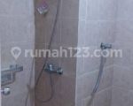 thumbnail-disewakan-apartemen-cosmo-terrace-type-studio-fully-furnished-8