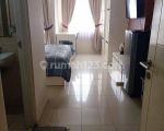 thumbnail-disewakan-apartemen-cosmo-terrace-type-studio-fully-furnished-4