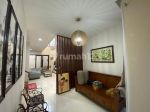 thumbnail-rumah-mewah-full-furnished-di-ixora-araya-malang-1