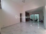 thumbnail-rumah-2-lantai-bagus-semi-furnished-di-semayang-jakarta-garden-city-cluster-0