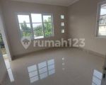 thumbnail-rumah-posisi-hook-badan-depan-taman-kota-wisata-cibubur-bogor-13