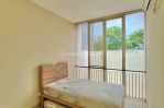 thumbnail-sewa-rumah-pakuwon-city-east-coast-park-2-lantai-full-furnished-5