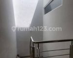 thumbnail-rumah-elite-2-lantai-dalam-perumahan-di-jalan-kabupaten-yogyakarta-2