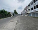 thumbnail-dijual-ruko-jalan-bangau-komplek-the-raztan-palace-wilson-2