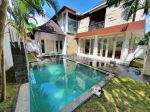 thumbnail-villa-cantik-one-gate-sistim-komplek-villa2-di-canggu-bali-0